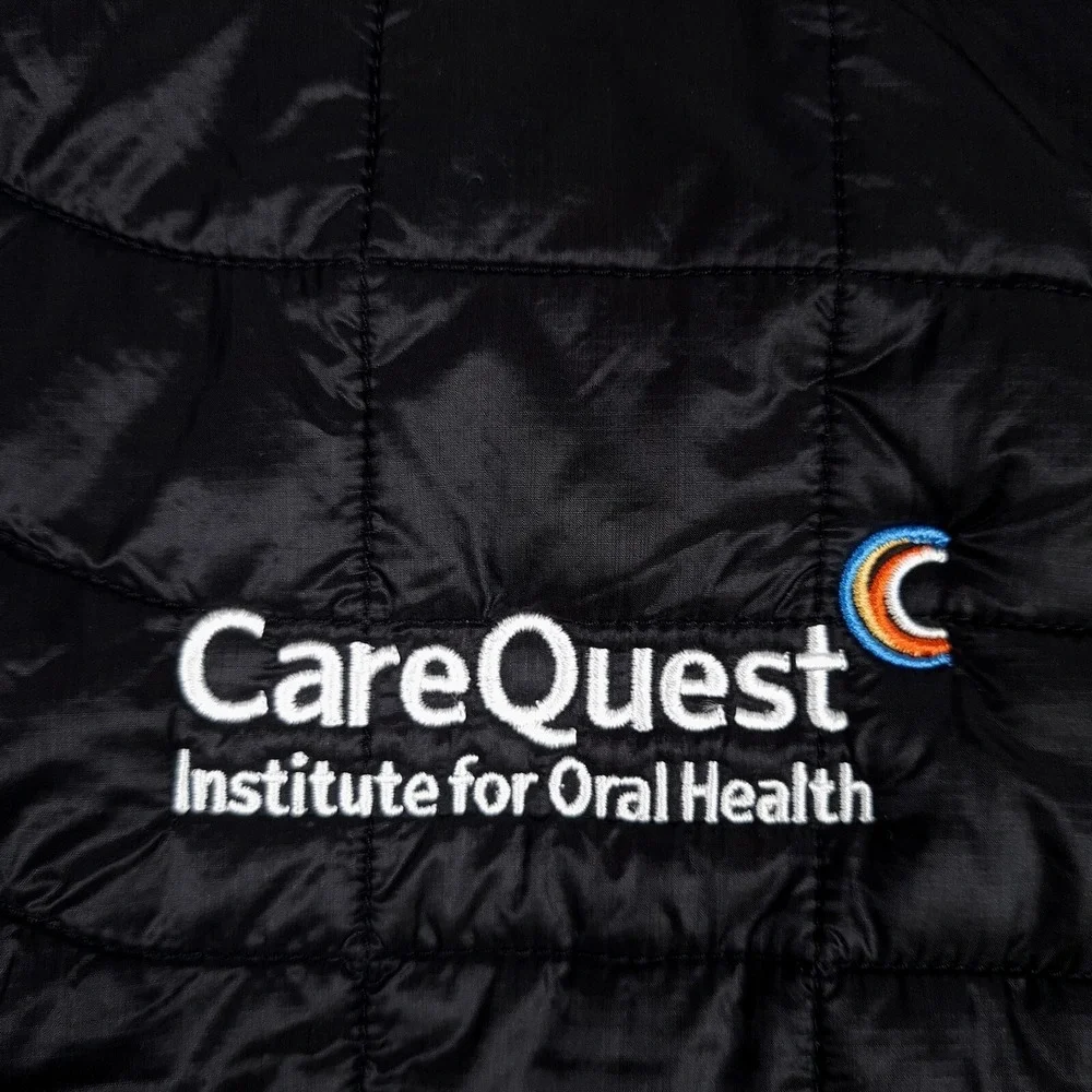 The North Face Thermoball Vest Mens Medium Black Quilted Lightweight Hike